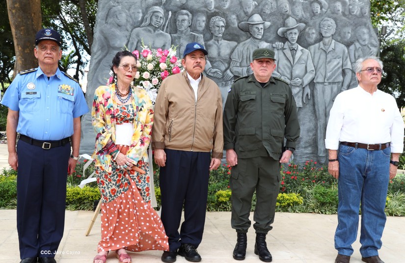 homenaje-sandino-plaza